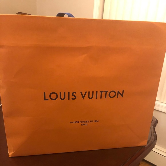 Louis Vuitton men shoes